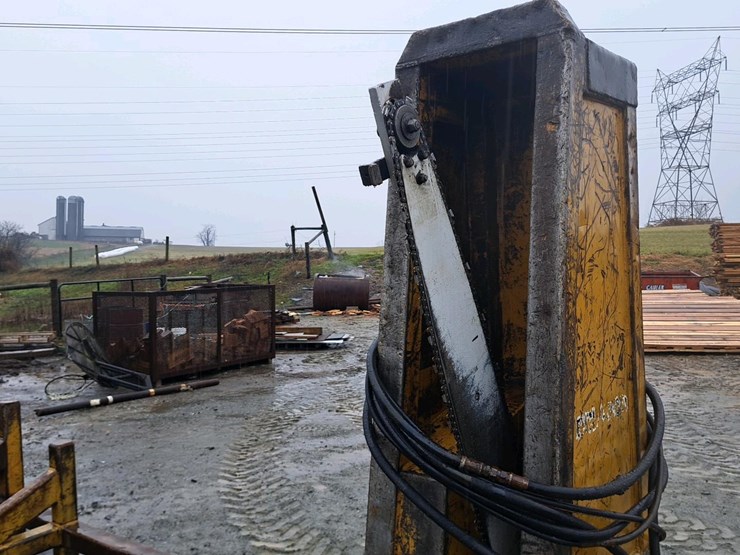 #143a-•-riley-bucksaw-image-11