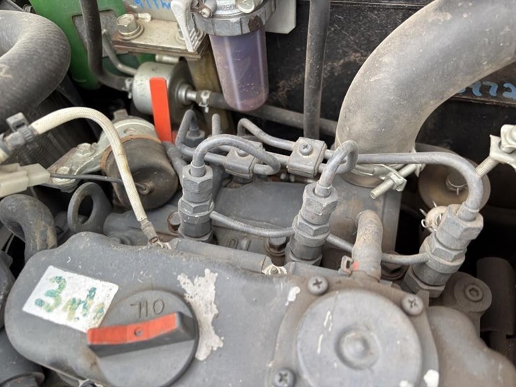 2015-kubota-k008-3-image-41