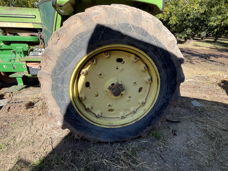 john-deere-4230-image-24