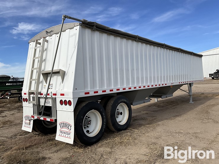 jet-grain-trailer-image-5