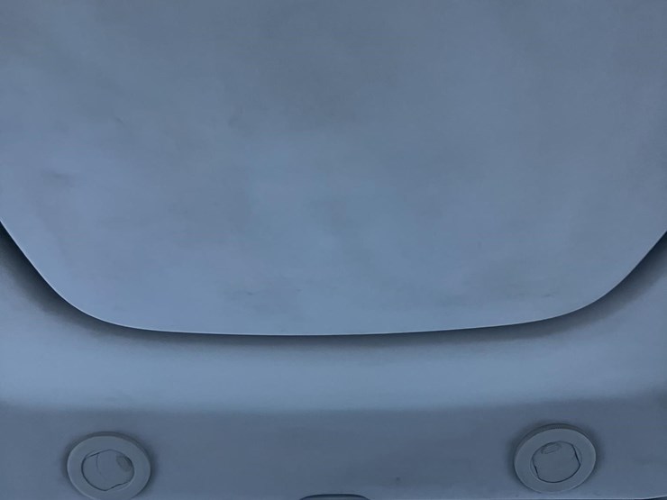 2010-john-deere-8295r-image-28