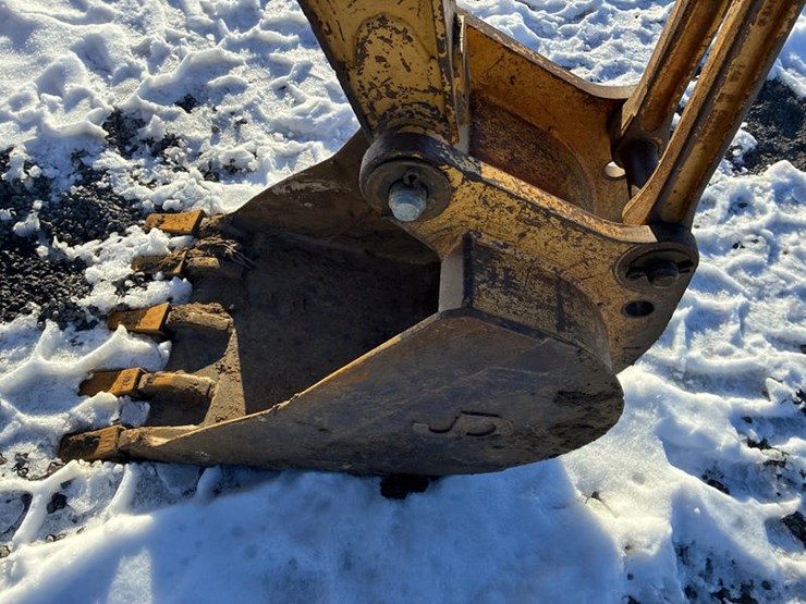 john-deere-310d-image-32