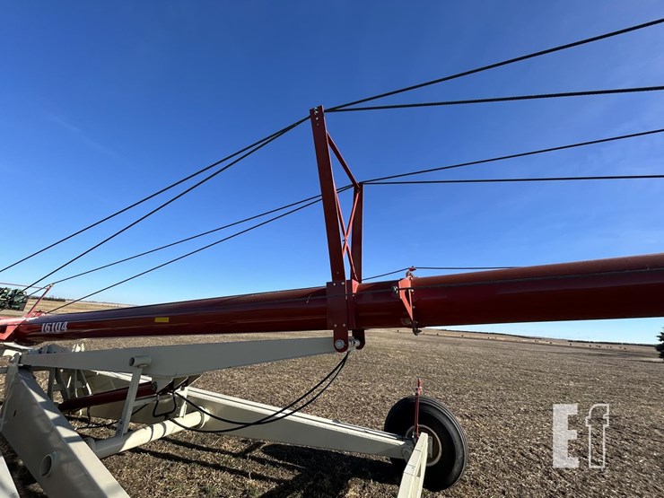 buhler-farm-king-16104-image-10