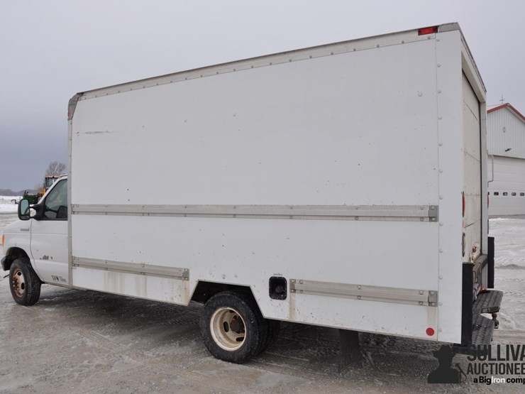 2006-ford-e350-image-7