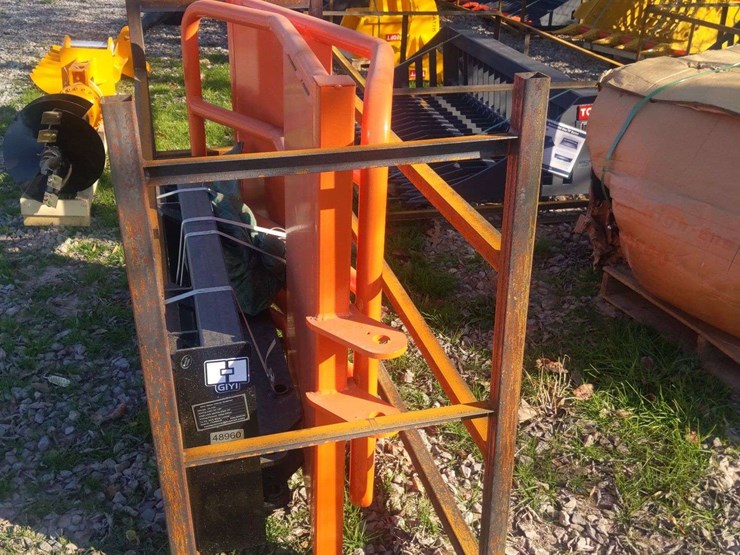 unused-giyi-skid-steer-clamp-grabber-model-#cl100-image-2