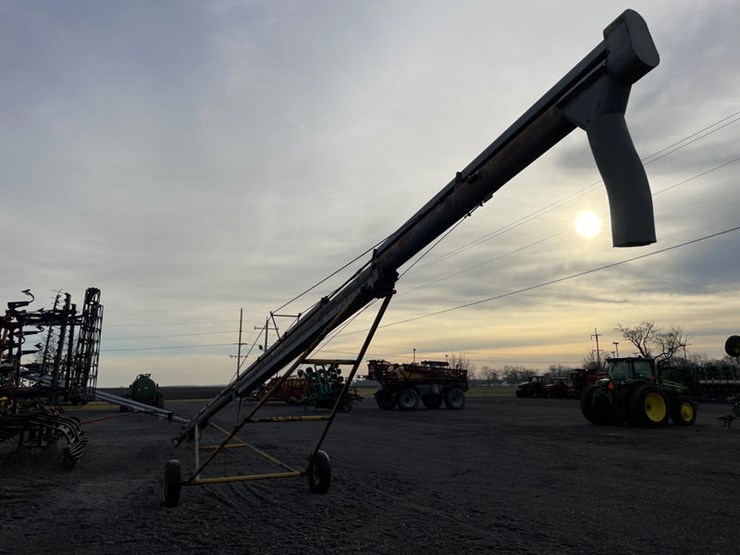 hutchinson-8x56-image-7