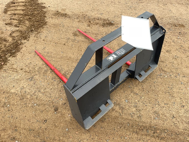 #2064-•-unused-2025-landhonor-skid-steer-bale-spear-attachment-image-3