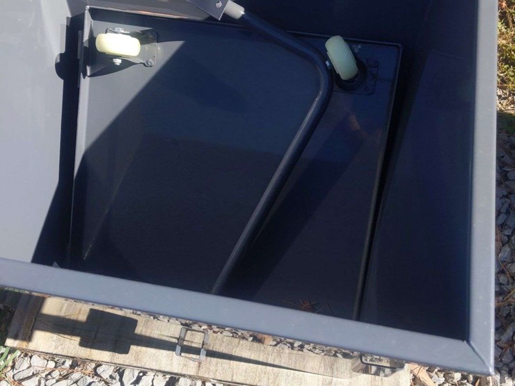 unused-dump-hopper-image-2