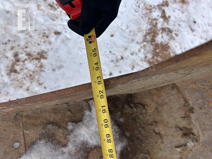 caterpillar-420e-image-44