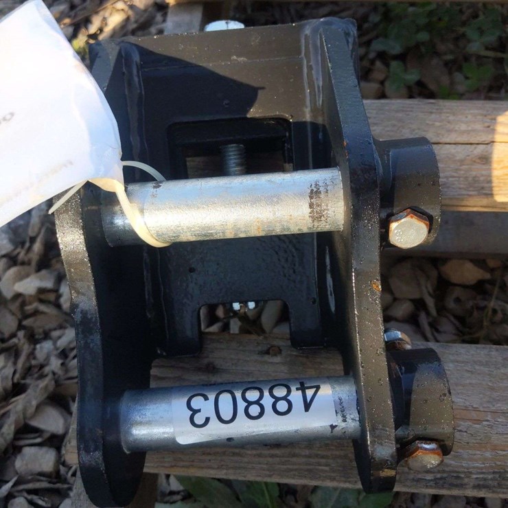 UNUSED TPM MINI EXCAVATOR QUICK HITCH