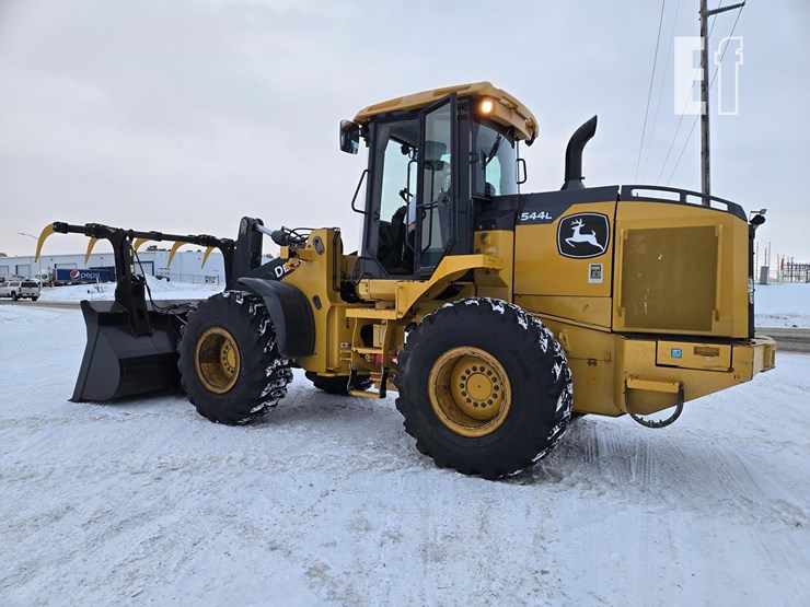 2020-deere-544l-image-3