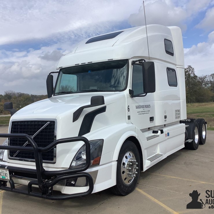 2015 Volvo VNL T/A Truck Tractor