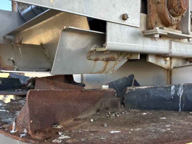 new-leader-l3030-g4-image-17