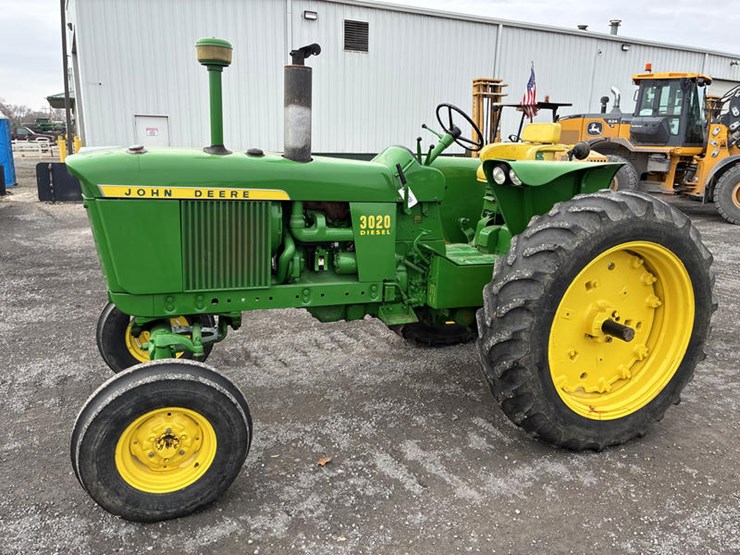 john-deere-3020d-image-10