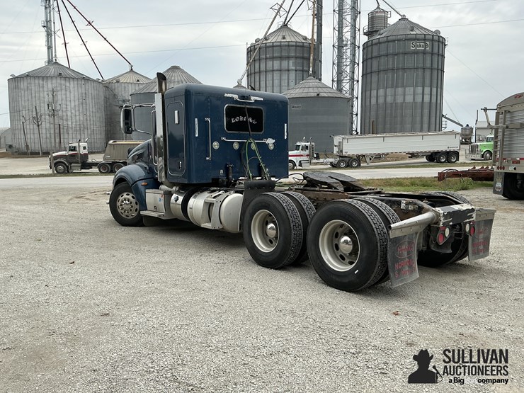 2013-peterbilt-386-image-7