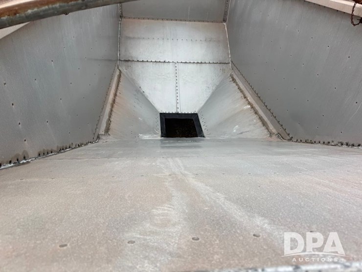 2016-timpte-hopper-bottom-image-6