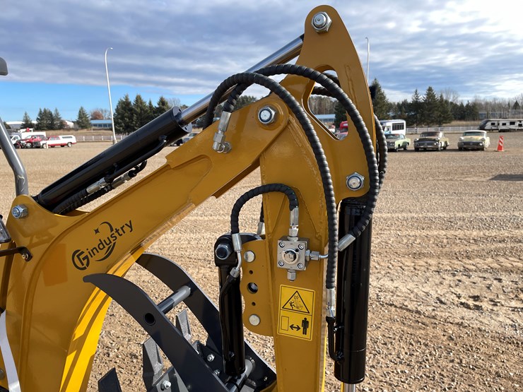 #9213-•-2025-unused-cfg-mini-excavator-image-6