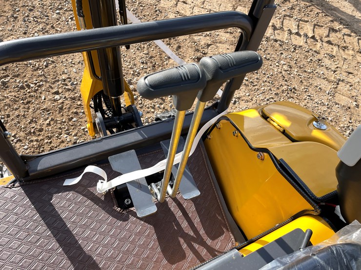 #9213-•-2025-unused-cfg-mini-excavator-image-22