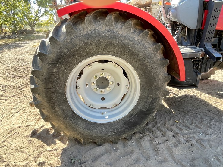 massey-ferguson-4610-image-13