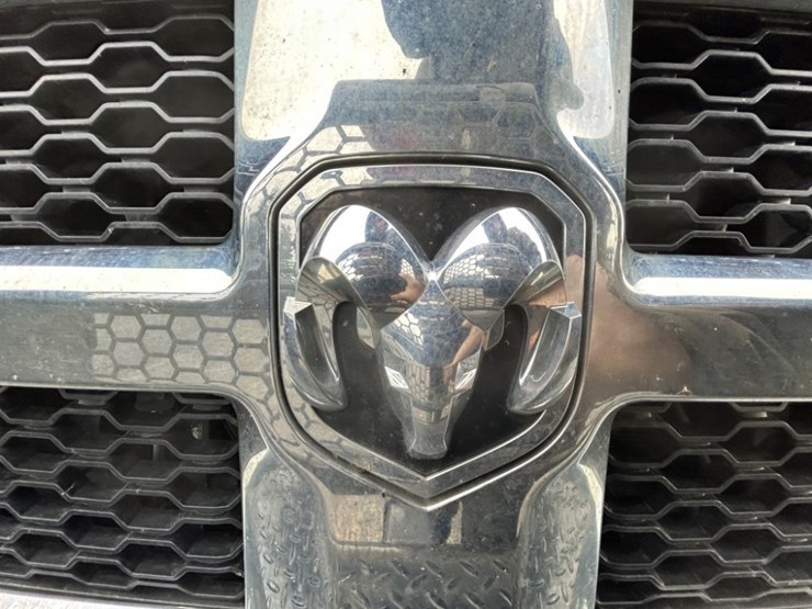 2018-dodge-2500-image-9