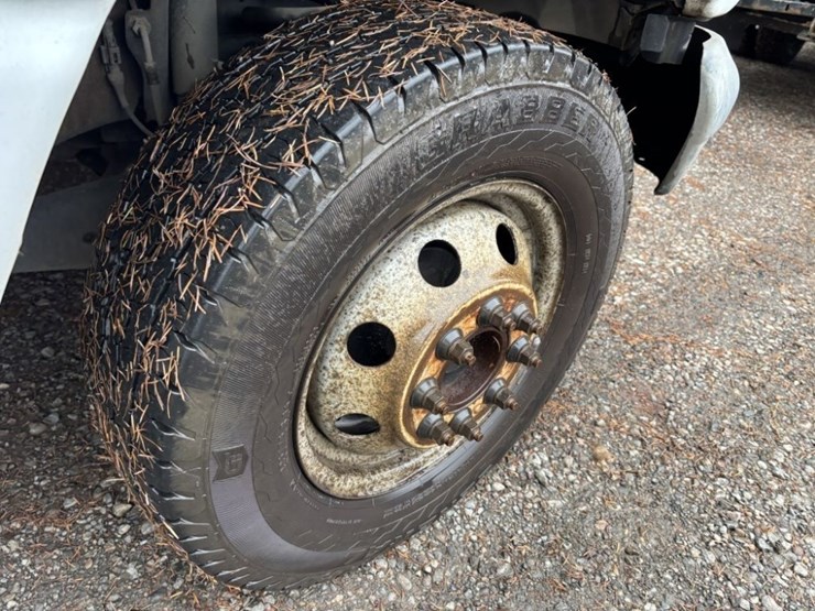 2003-ford-e350-sd-image-12