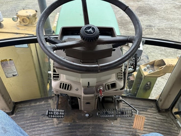 john-deere-6410-image-25