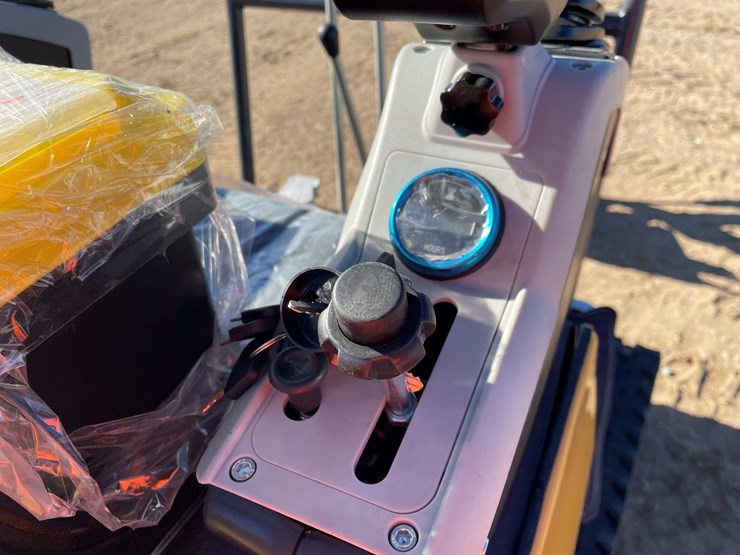 #9285-•-unused-2025-cfg-mini-excavator-image-6