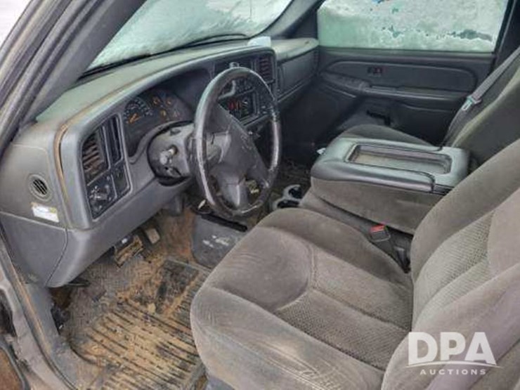 2006-chevrolet-1500-image-3