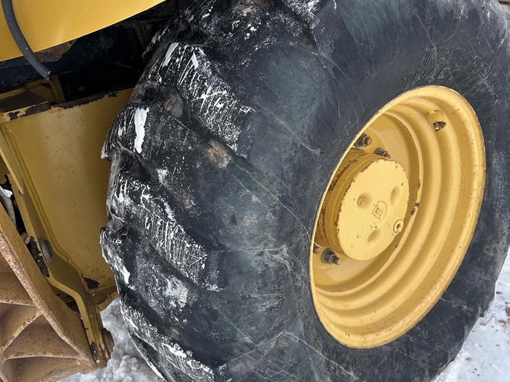 caterpillar-420e-image-34