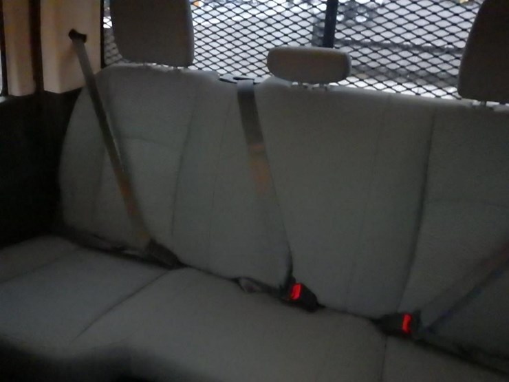 2014-dodge-3500-image-46