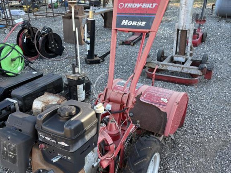troy-bilt-horse-image-1