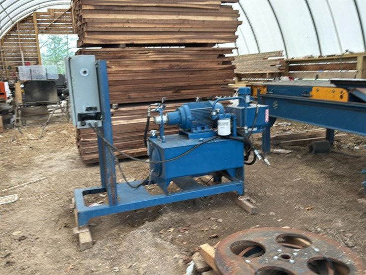 #166-•-2012-baker-dominator-stationary-bandmill-image-4