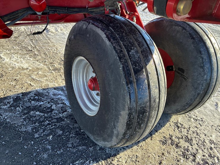 case-ih-1200-image-35