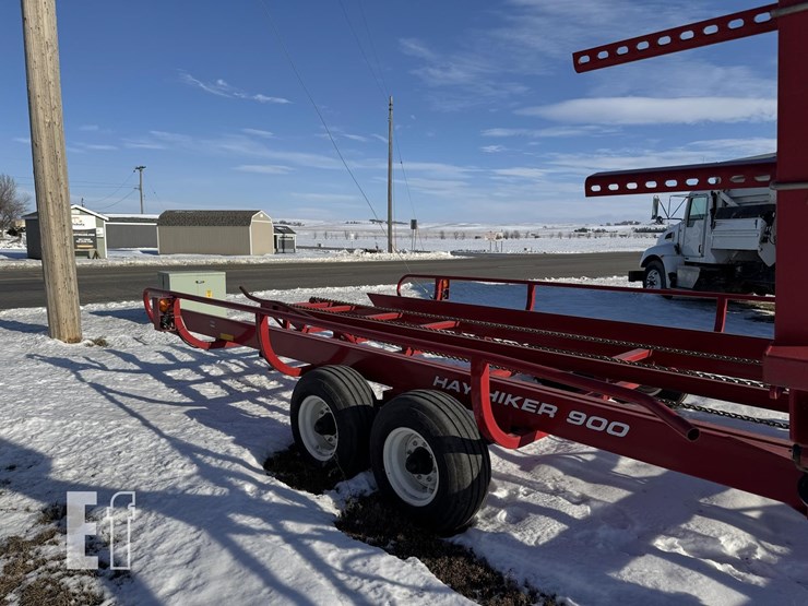 2023-proag-hay-hiker-900-image-4