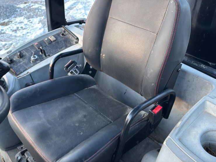 caterpillar-908h-image-35