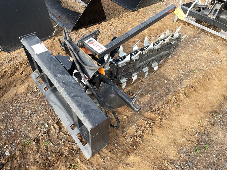 #2000-•-trencher-attachments-image-3
