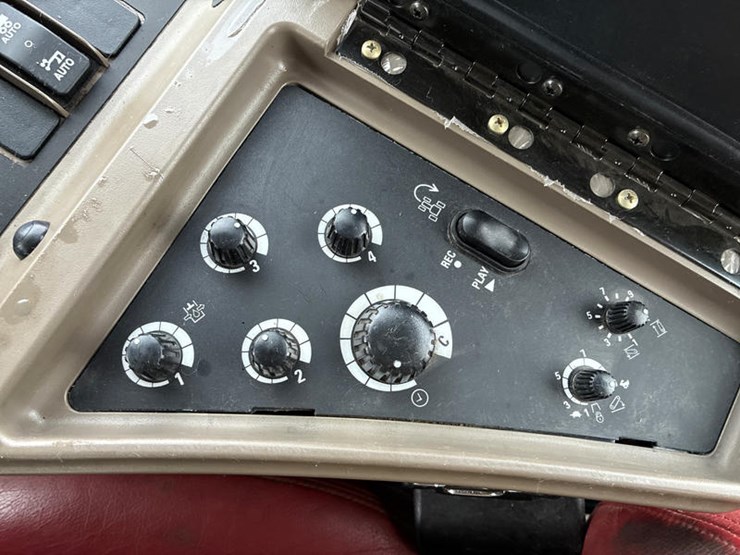 2010-case-ih-steiger-435-image-81