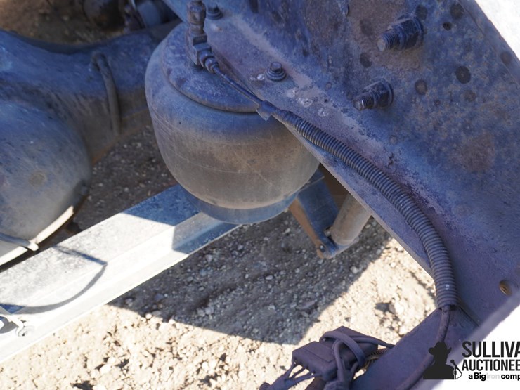 peterbilt-379-image-18