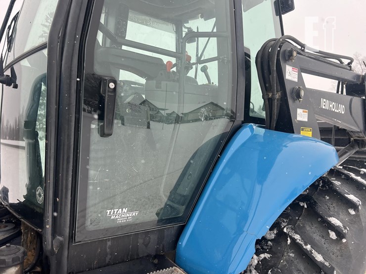 new-holland-tv140-image-38