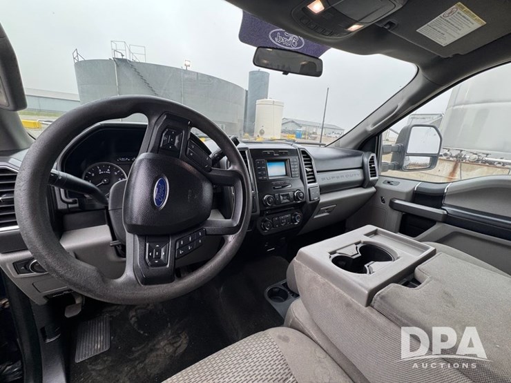 2018-ford-f250-image-13