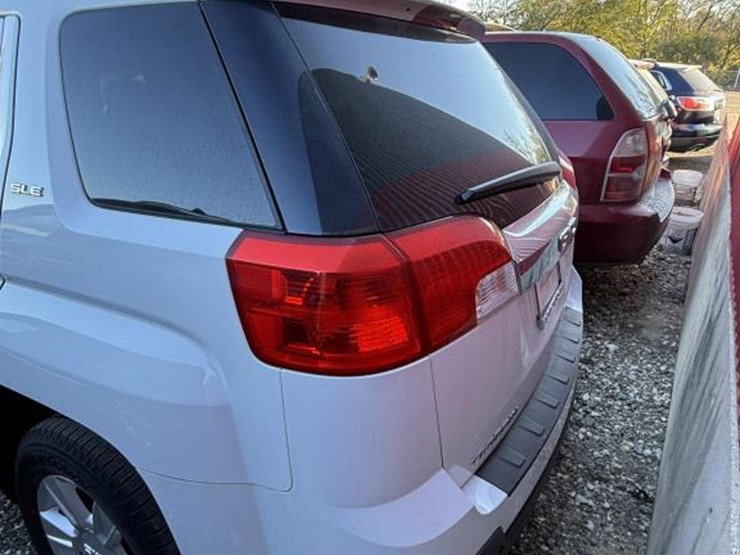 gmc-terrain-sle-image-13