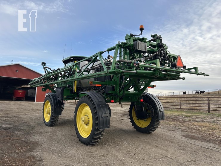 2017-john-deere-r4038-image-3