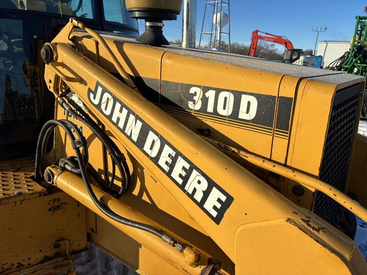 john-deere-310d-image-16