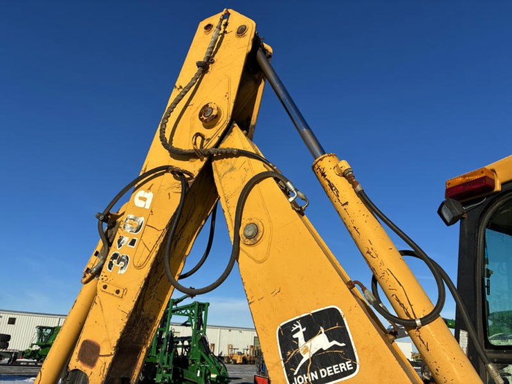 john-deere-310d-image-24