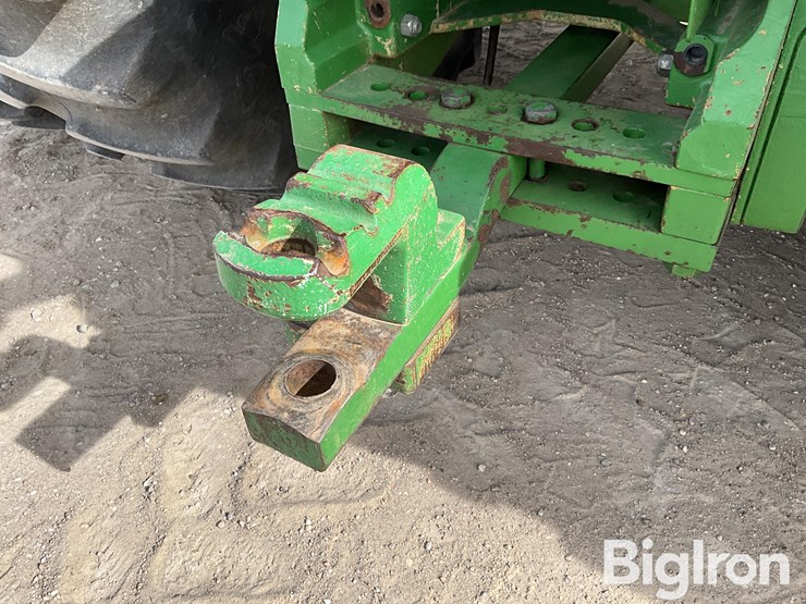 john-deere-8130-image-9