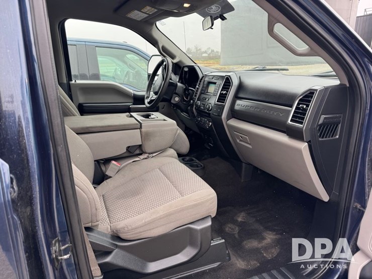 2018-ford-f250-image-8