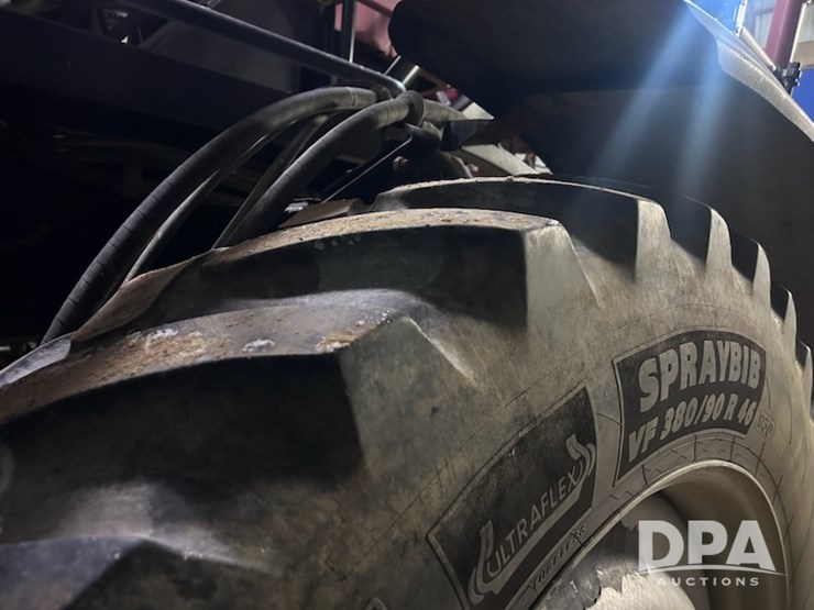 case-ih-patriot-3330-image-32