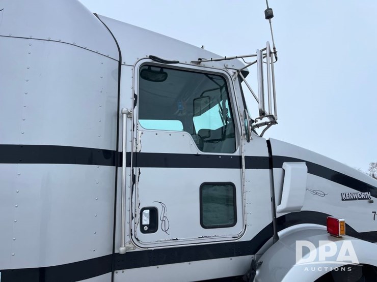 2006-kenworth-t800-image-26