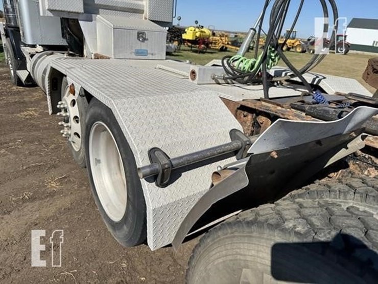 2008-kenworth-t800-image-57