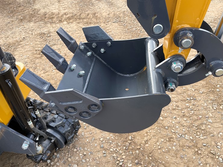 #9218-•-2025-unused-cfg-mini-excavator-image-5
